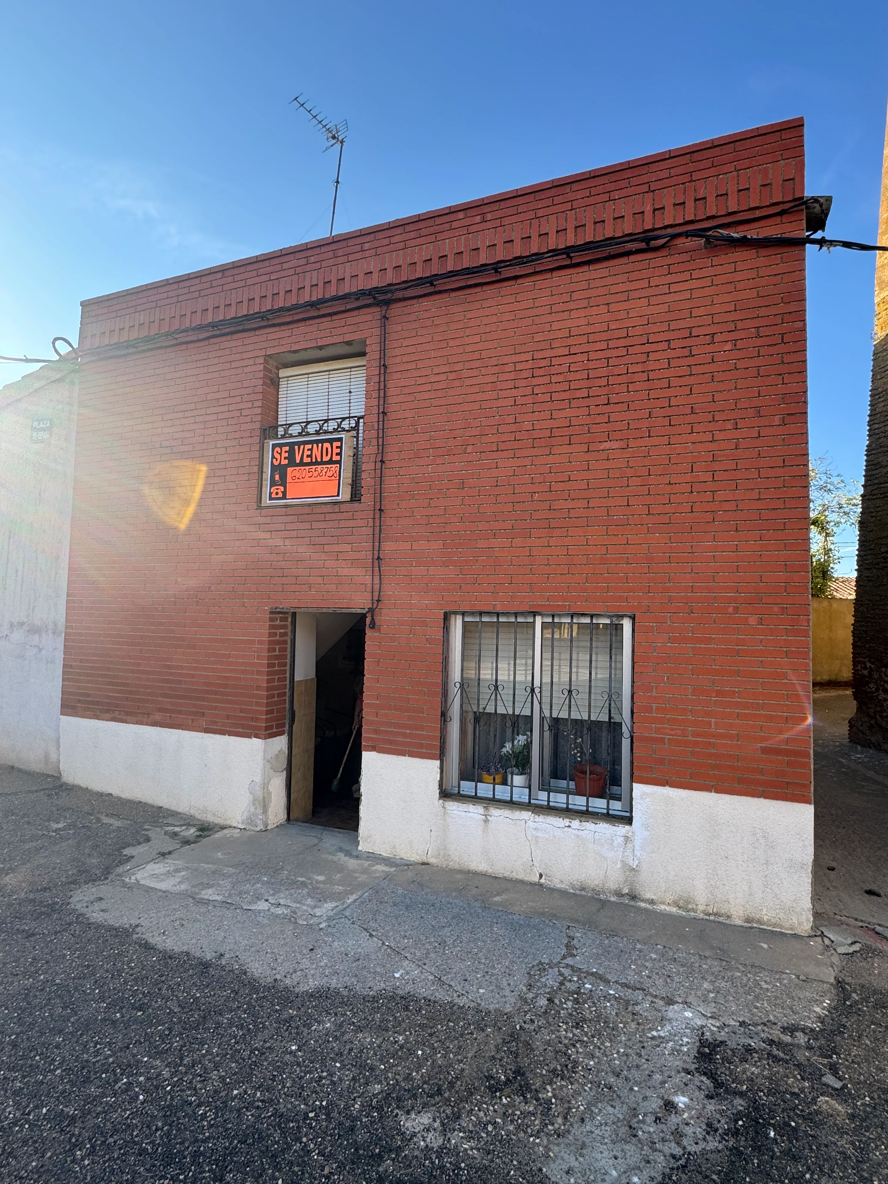 Casa / Chalet en venta en Otra — Casa en Venta en San Martín del Valderaduey, Zamora, España